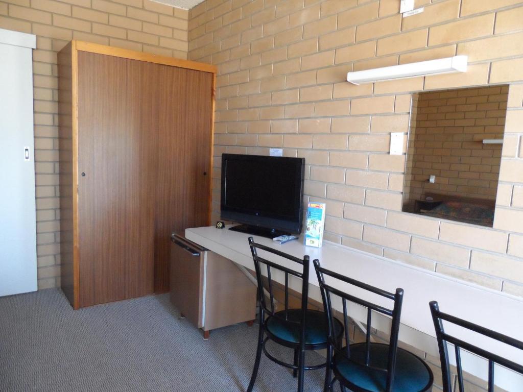 Mount Wycheproof Motor Inn Room photo